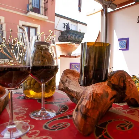 Mikittos * Таормина