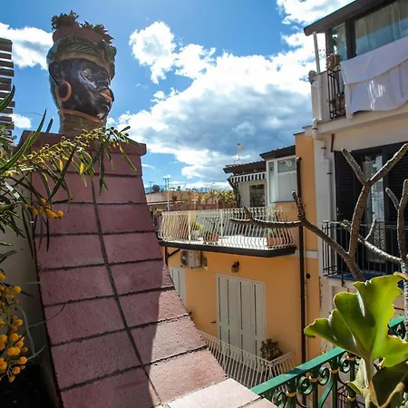 Mikittos Таормина