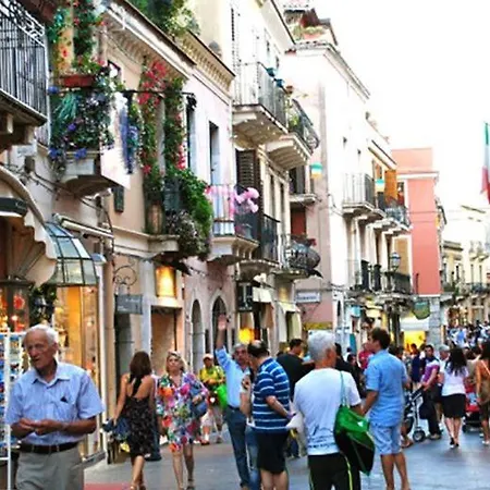 Mikittos Апартаменты