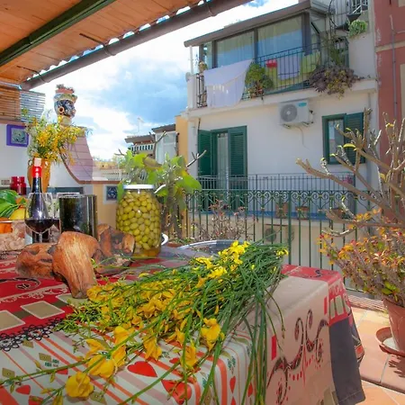 Апартаменты Mikittos *